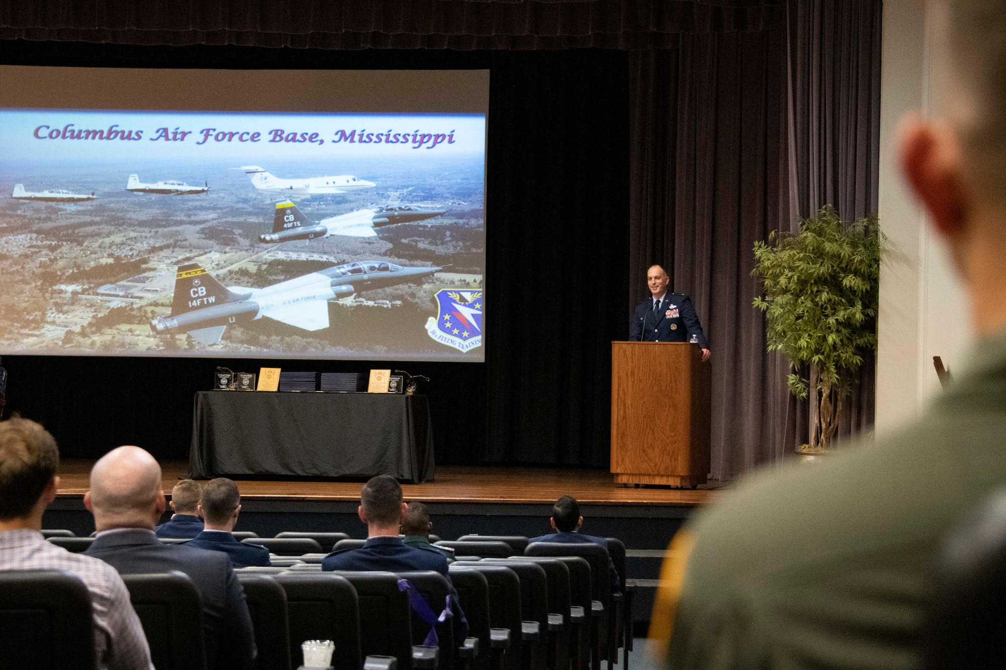 97 AMW showcases mobility airpower to 14th FTW.