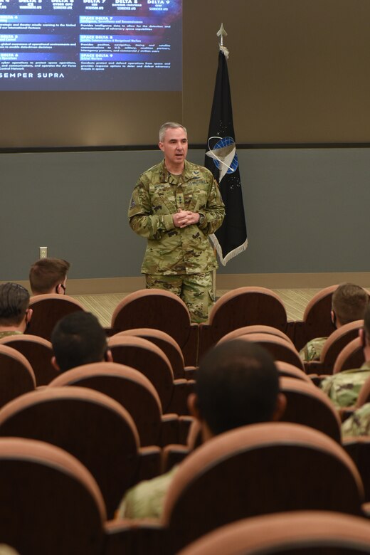 Photo of General Whiting briefing students