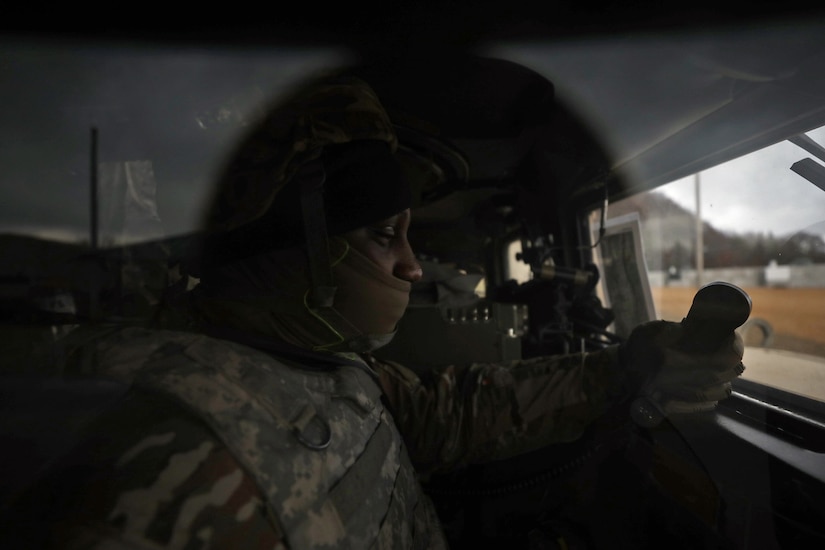 Army Reserve Soldiers Learn to Save Lives During Operation Cactus Gunnery