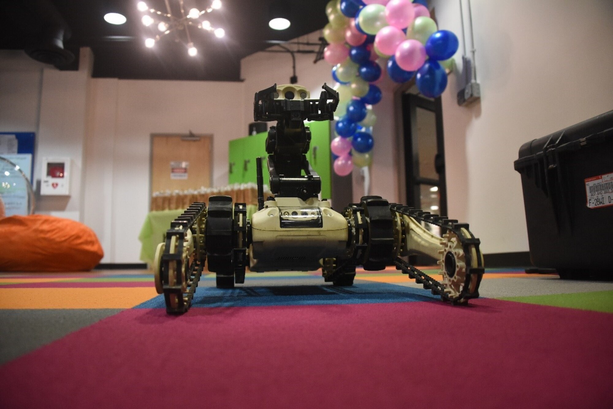 SparkX Cell open house showcases cutting-edge technology