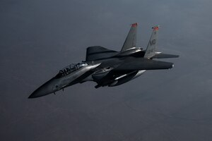 KC-10s extending flight time in CENTCOM