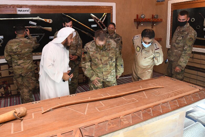 Airmen, Soldiers enjoy Saudi Cultural Day