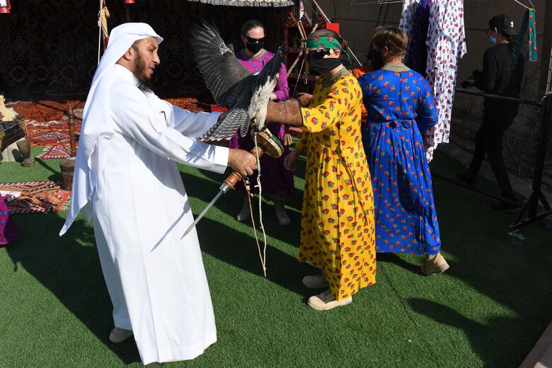 Airmen, Soldiers enjoy Saudi Cultural Day