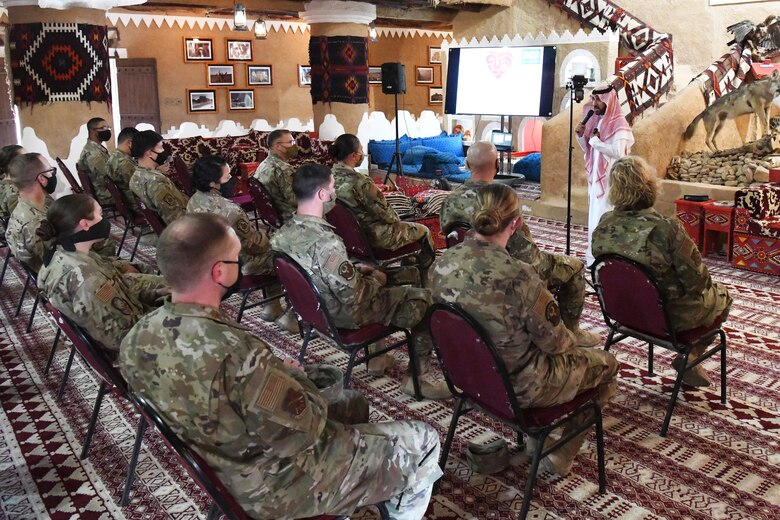 Airmen, Soldiers enjoy Saudi Cultural Day