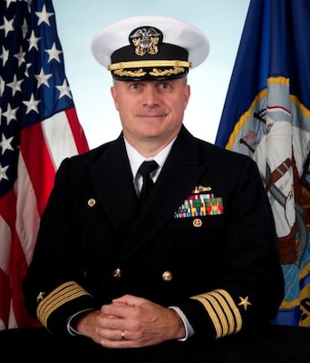 201123-N-N0443-3500 PENSACOLA, Fla. (Nov. 23, 2020) Official photo of Capt. Jack Houdeshell. (U.S. Navy photo)