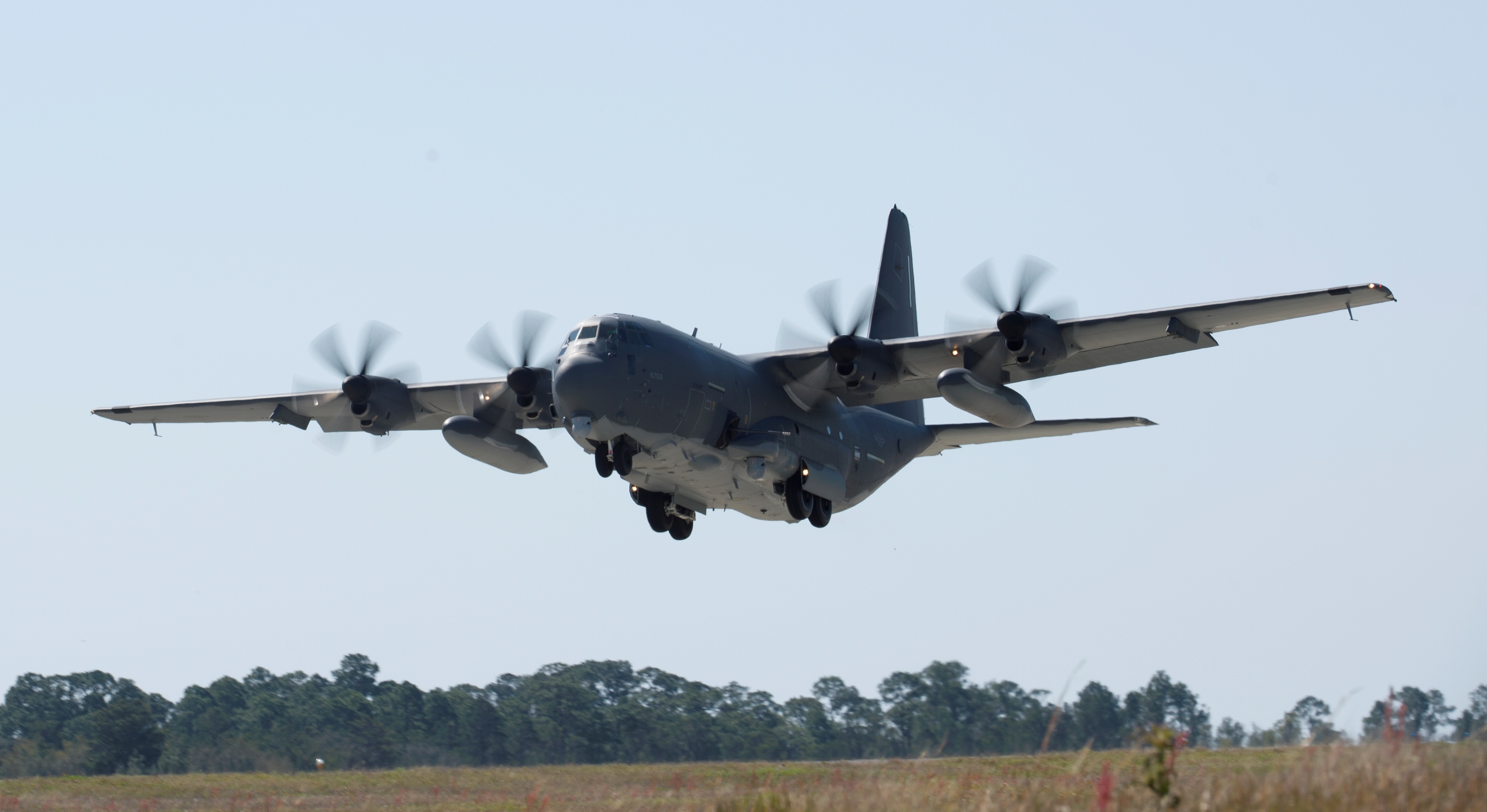 58Th Sow Welcomes Ac-130J Training Mission To Kirtland > Kirtland Air Force  Base > Article Display