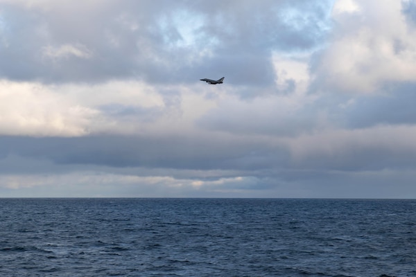 German Air Force; USS Ross (DDG 71)