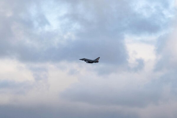 German Air Force; USS Ross (DDG 71)