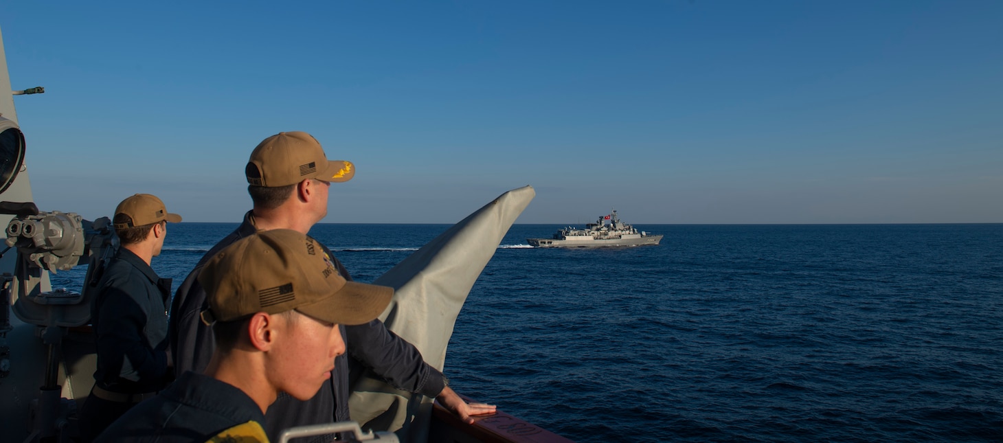 USS Roosevelt Conducts Passing Exercise with Turkish Navy > United States Navy > display-news