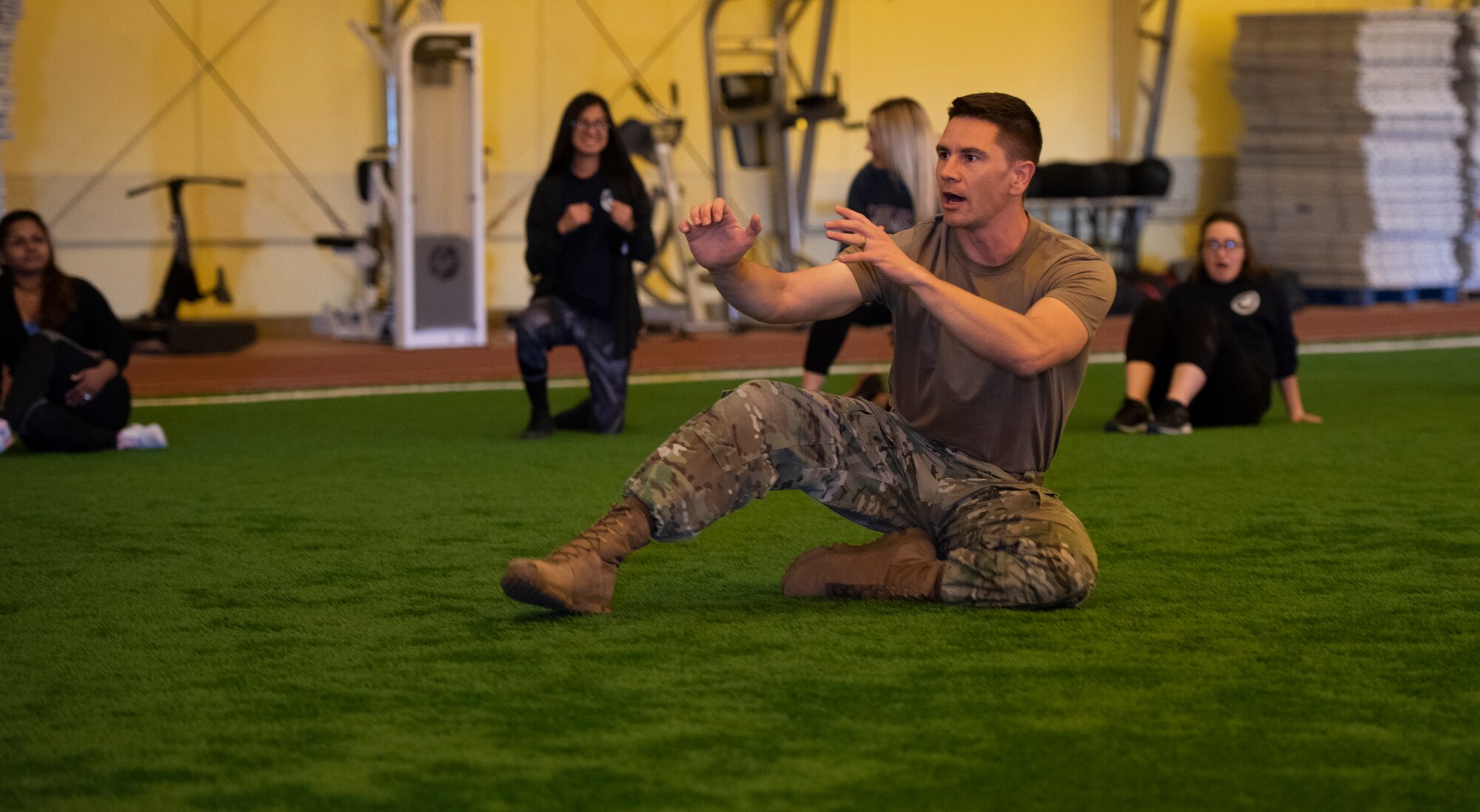 Master Sgt. Thomas Locke, 22nd Space Operations Squadron flight chief of mission integration, demonstrates a self-defense technique during a Wingman Day activity at Schriever Air Force Base, Colorado, Oct. 1, 2020. Locke instructed an hour-long class in which he taught self-defense techniques and gave advice on how to react to a threat. (U.S. Space Force photo by Airman 1st Class Amanda Lovelace)