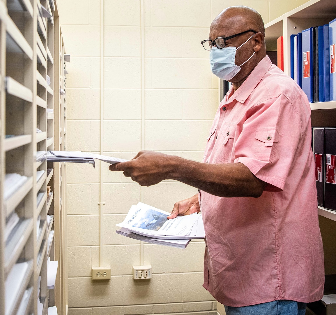 Dale Bennett, 12th Training Squadron electronic flight bag publications manager, builds an inflight training checklist Oct. 1, 2020, at Joint Base San Antonio-Randolph.