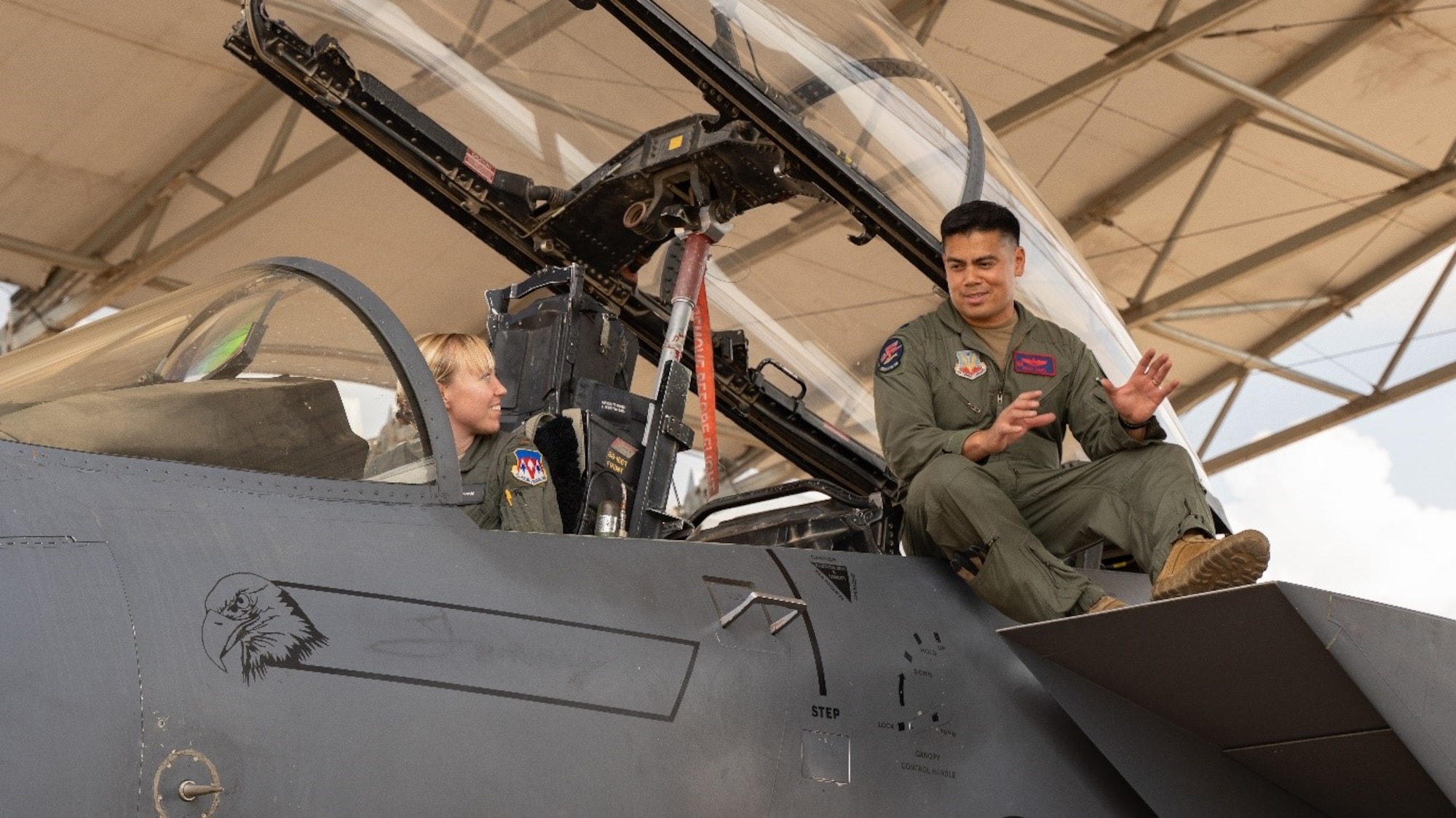 Lt. Col. Roderick “Brick” James, 389th Fighter Squadron commander, speaks to a student pilot from the 71st Flying Training Wing at Vance AFB, OK. (U.S. Air Force photo by Maj. Mark Calendine)