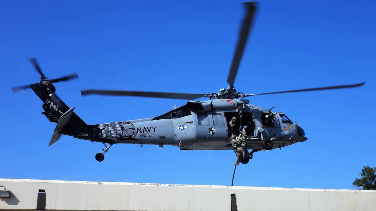 200930-N-IG620-0013. HSC-22 Helo. Photo taken by HSC-22 PA team
