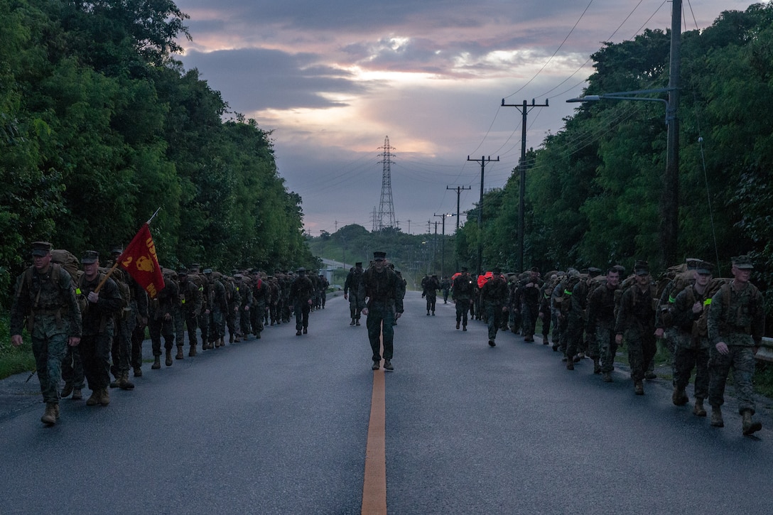 marine-corps-hike