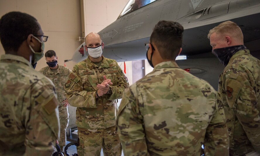 49th Wing leadership visits 372nd TRS Det 10