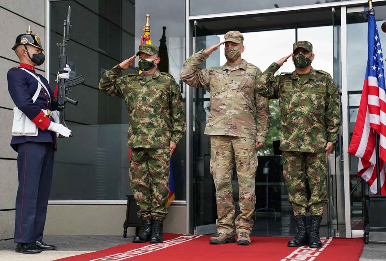 Maj. Gen. Daniel Walrath, U.S. Army South commander, meets with Gen. Eduardo E. Zapateiro, National Army of Colombia commander, on Oct. 5 in Bogota, Colombia.