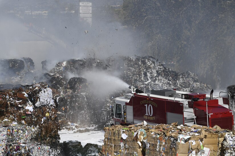 KAFB firefighters respond to ABQ fire, support community > Washington
