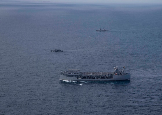 USS Hershel "Woody" Williams and Nigerian Navy Conduct Exercise