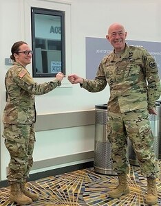 U.S. Army Reserve Dietitian/Nutrition Care Specialist served as part of the medical COVID-19 response effort in Detroit