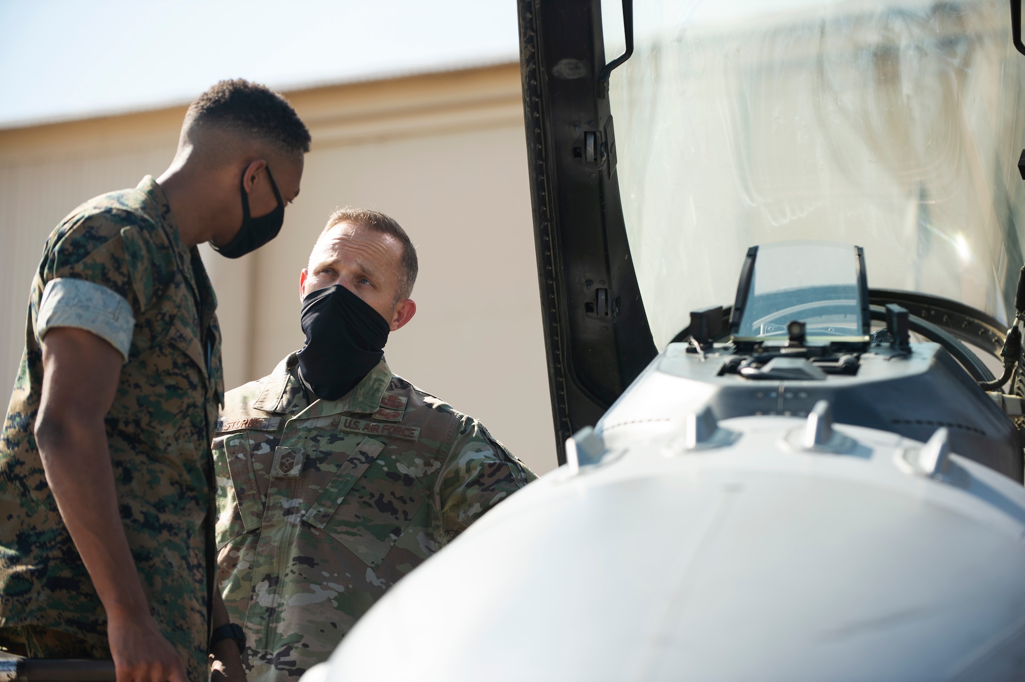 Marine Corps Gen. Frank McKenzie, commander U.S. Central Command, is greeted by 20th Fighter Wing and U.S. Army Central leadership during his visit at Shaw Air Force Base, South Carolina, Oct. 7, 2020.