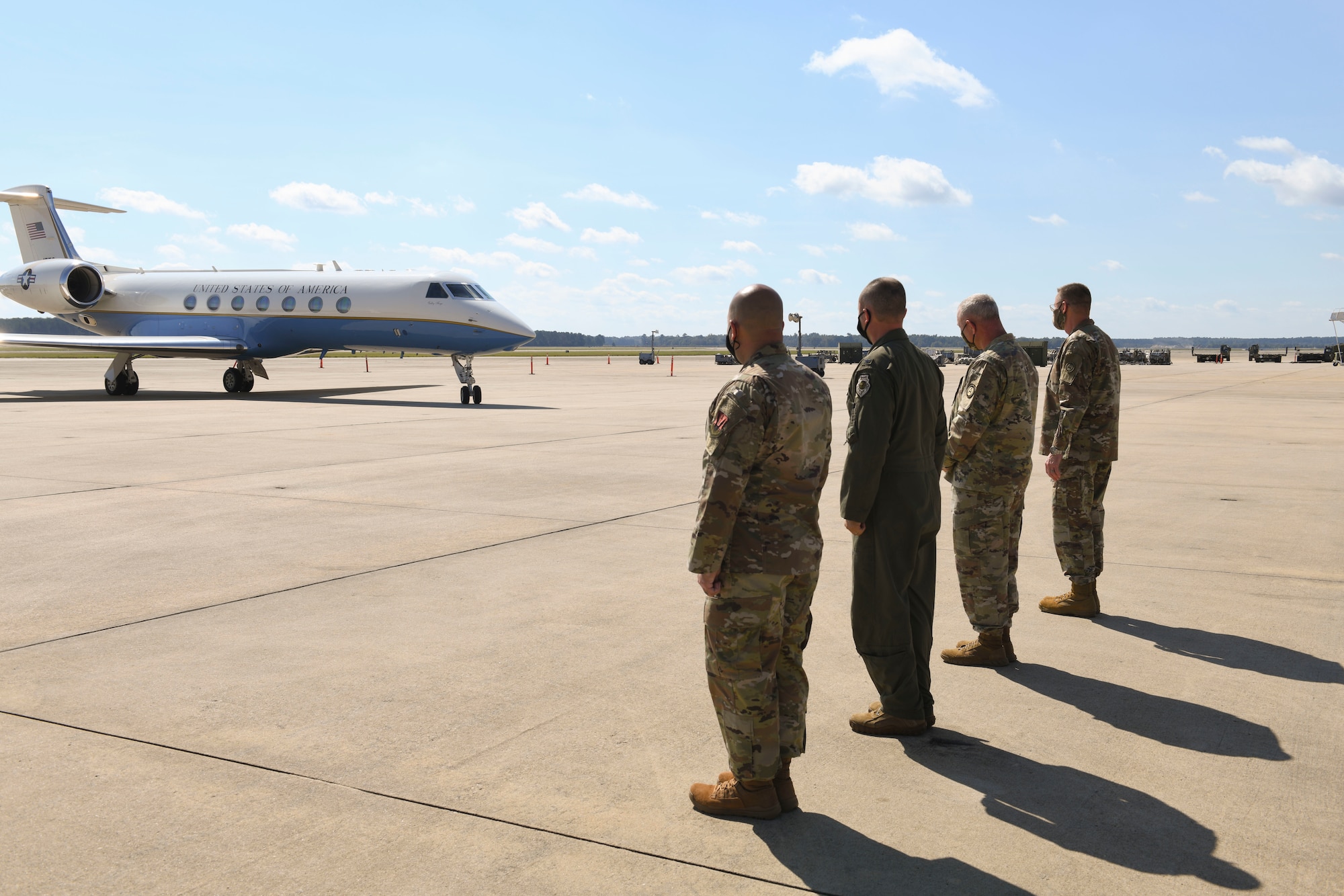 Marine Corps Gen. Frank McKenzie, commander U.S. Central Command, is greeted by 20th Fighter Wing and U.S. Army Central leadership during his visit at Shaw Air Force Base, South Carolina, Oct. 7, 2020.