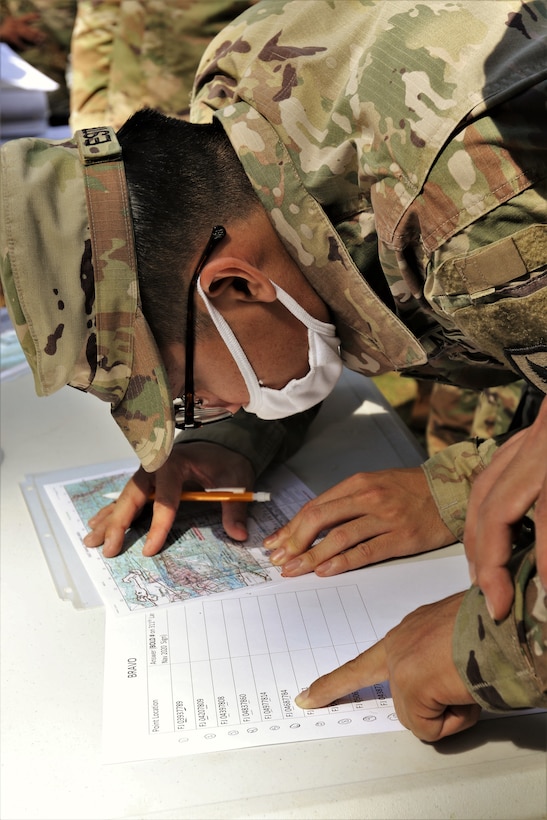 Team Signal Cyber hones land navigation skills on Hawaii