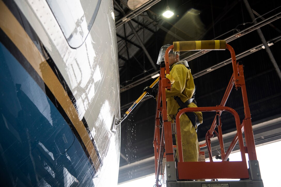 Citizen Airmen, 932nd Aircraft Maintenance Squadron, wash a C-40C, at Scott Air Force Base, Illinois, Sept. 9, 2020. They washed the aircraft to meet mission readiness requirements. (U.S. Air Force photo by Senior Airman Brooke Spenner)