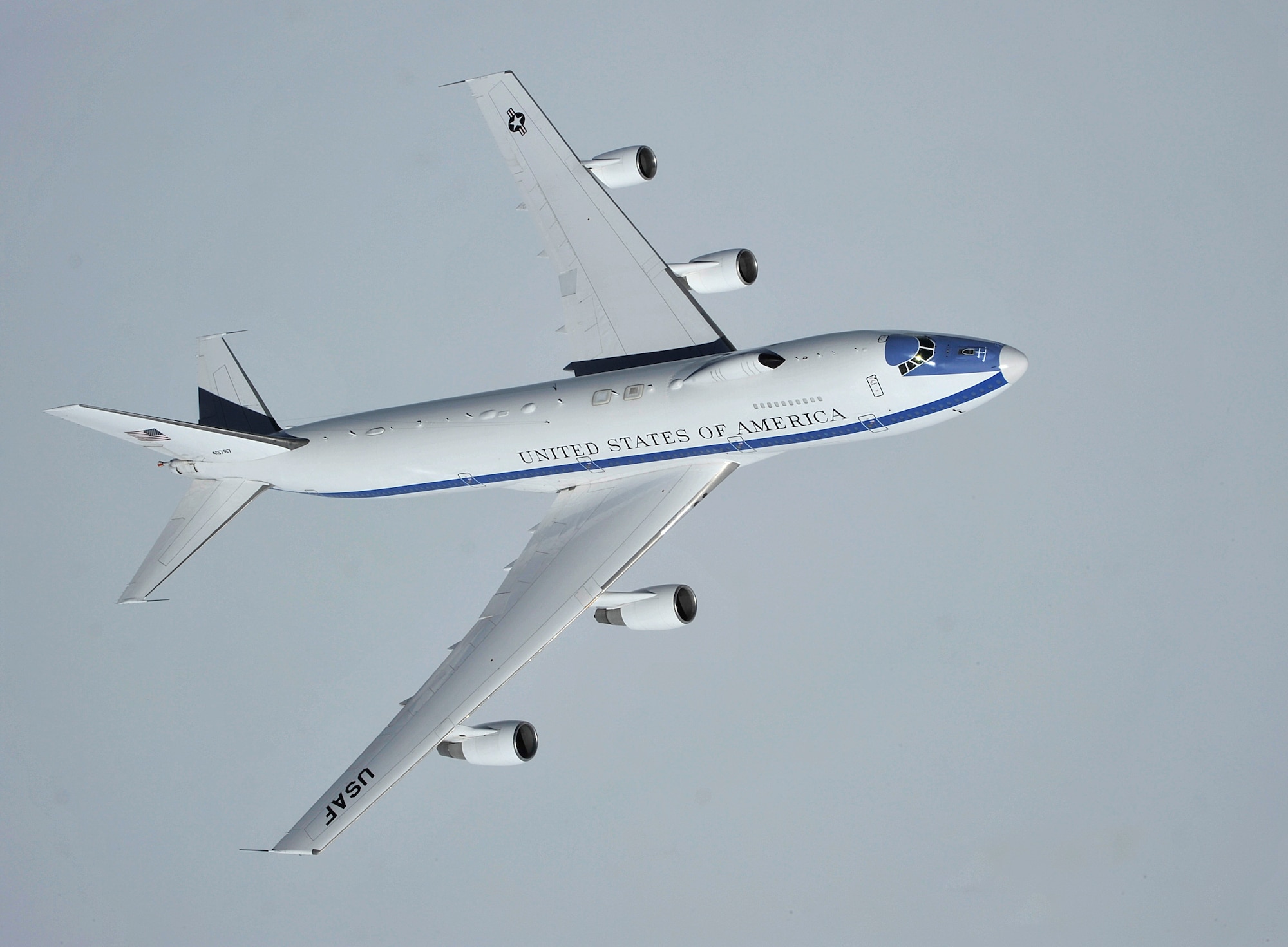 An Air Force E-4B flies over the Canadian Pacific Coast April 10, 2014. (U.S. Air Force photo by Senior Airman Mary O'Dell)