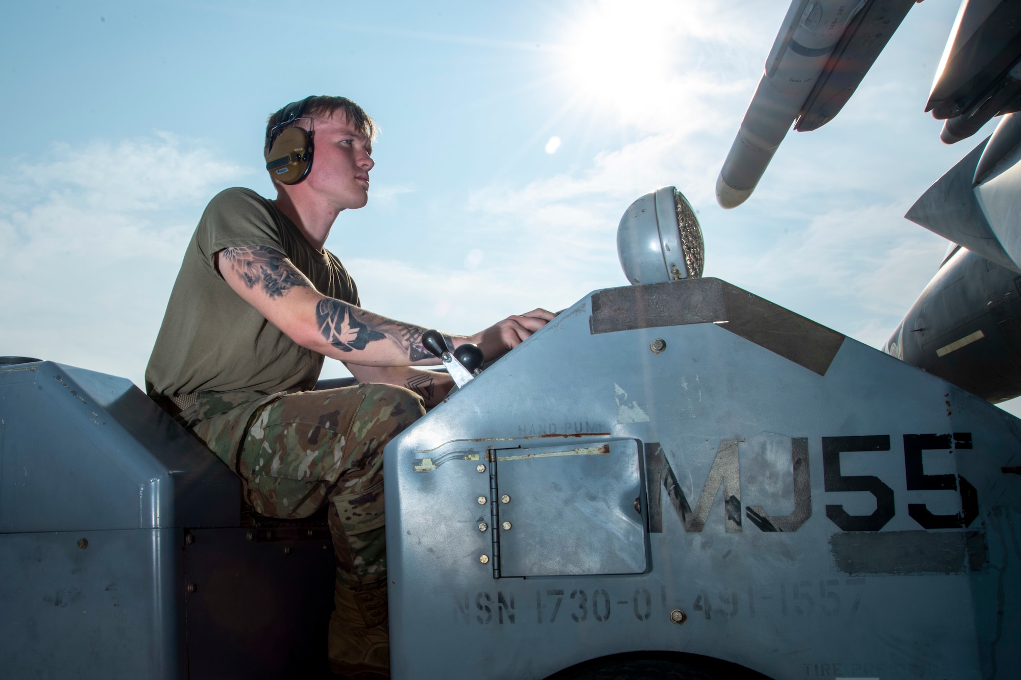 Airman 1st Class Noah Jackson, 389th Fighter Squadron weapons load crew member, operates a weapons jammer during an Integrated Combat Turn exercise at Mountain Home Air Force Base, Idaho, Oct. 7, 2020. ICTs are a rapid re-arming and refueling practice where both fuels and weapons troops work side-by-side to turn aircraft around and get them back into the skies. (U.S. Air Force photo by Senior Airman JaNae Capuno)