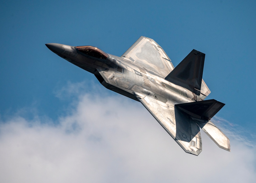 F 22 Raptor Demonstration Team Performs At 2020 Wings Over Houston Airshow