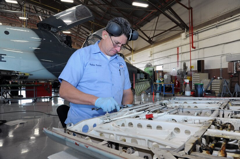 Activation Ceremony Heralds New Chapter In Trainer Aircraft Maintenance Story Air Education