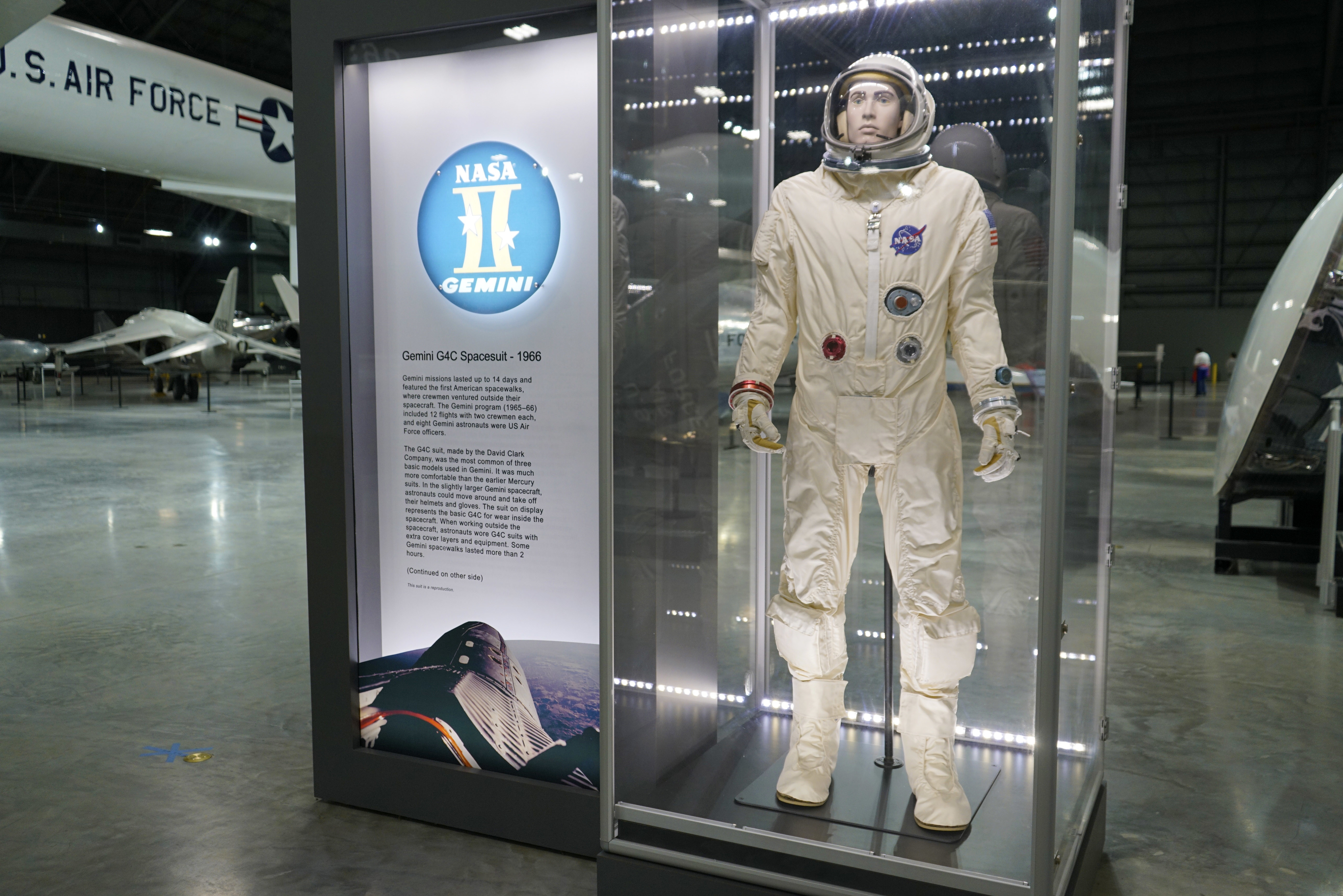 Gemini G4C Space Suit—1966 > National Museum of the United States Air  Force™ > Display