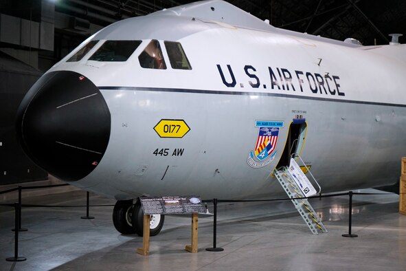 Lockheed C-141C Starlifter "Hanoi Taxi"