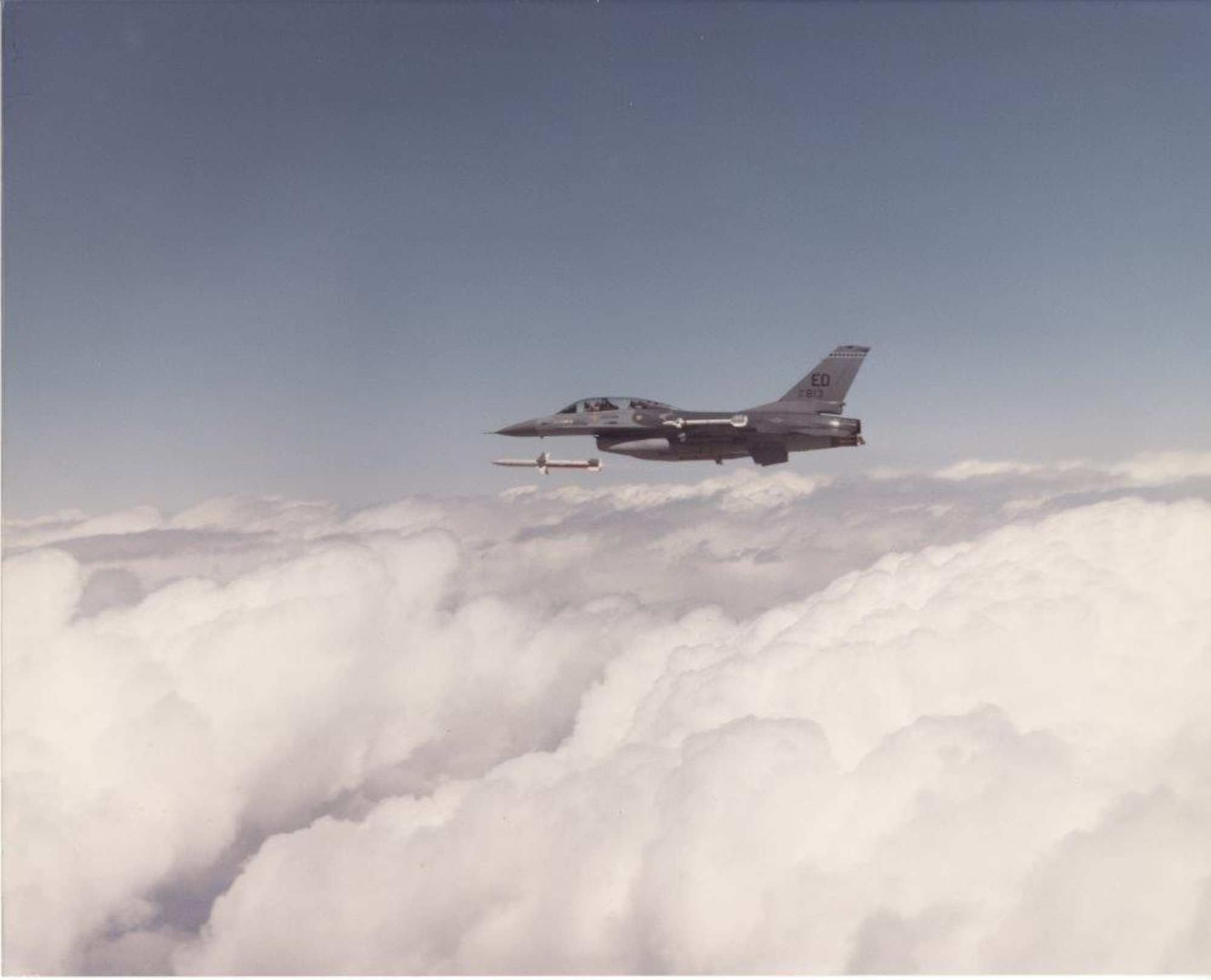 F-16 HARM