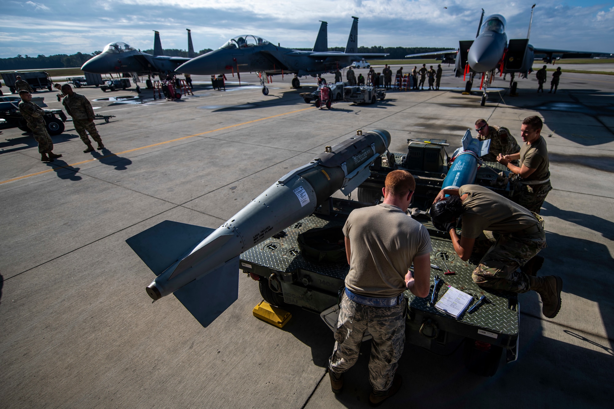 Seymour Johnson held its third quarterly load crew competition between the four Aircraft Maintenance Units. The 333rd AMU won the competition.