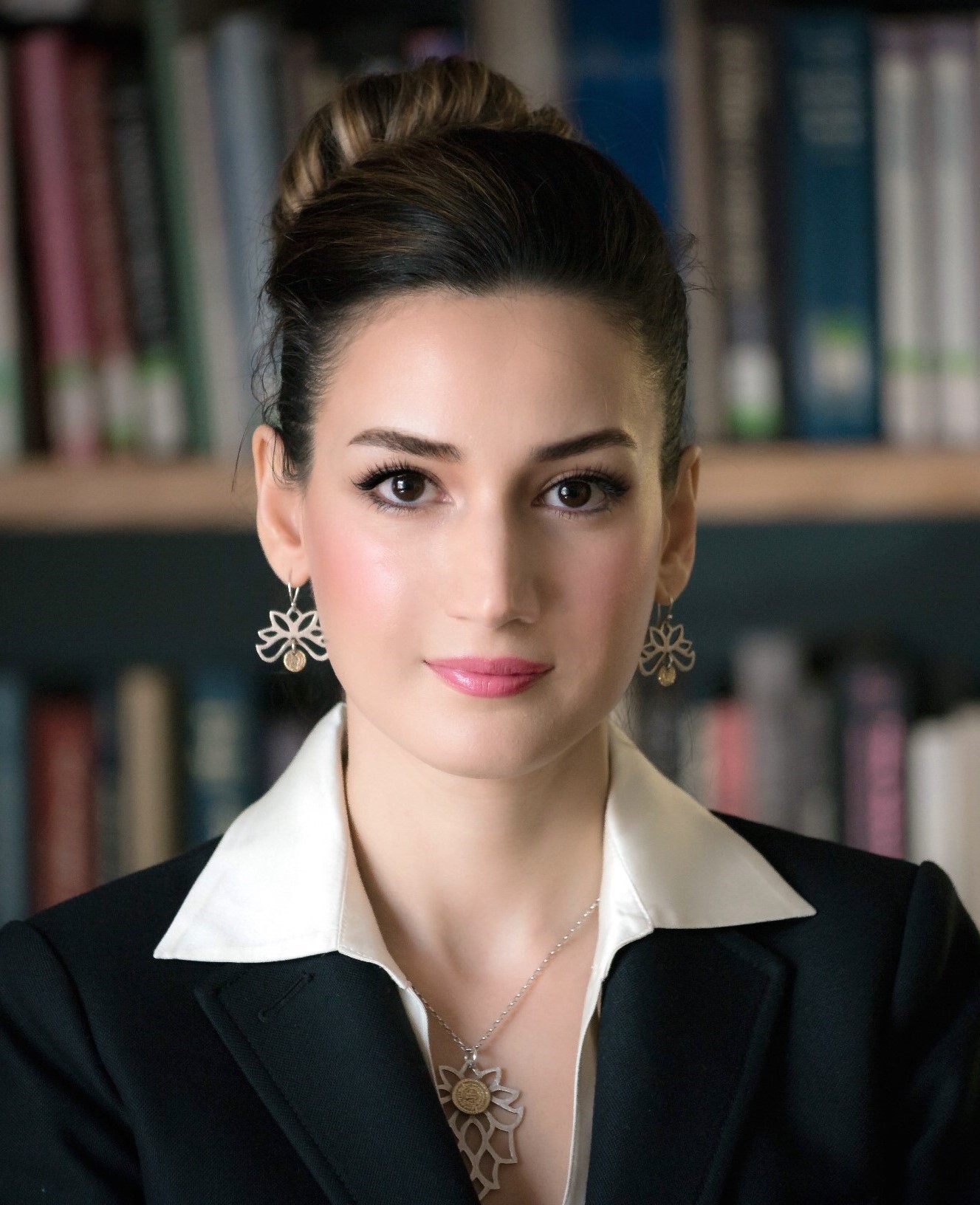Dr. Mahsa Rouhi 
