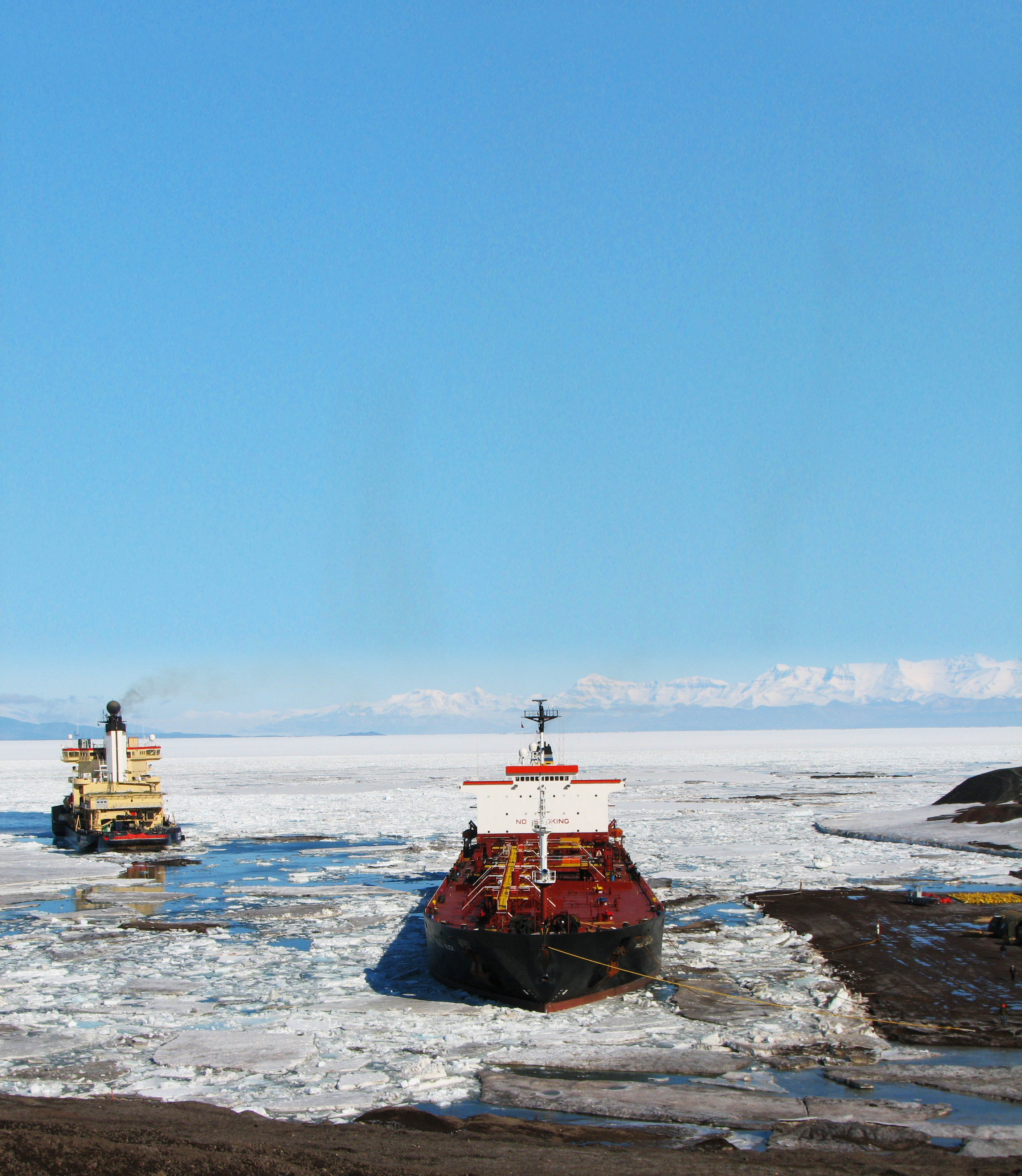 USNS Paul Buck makes a delivery to McMurdo Station, Antarctica