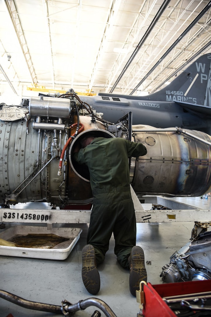 Marines repair Harrier jet engine at Va. Guard aviation facility