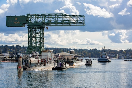 Los Angeles-class submarine USS Bremerton (SSN 698) entered Dry Dock 1 at Puget Sound Naval Shipyard & Intermediate Maintenance Facility Oct. 14, 2020, to continue its inactivation process. (PSNS & IMF photo by Wendy Hallmark)