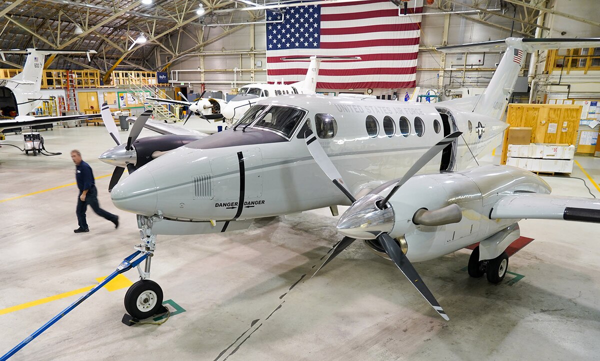 米空軍？C-12Fの前輪ホイール 米空軍？C-12Fの前輪ホイール