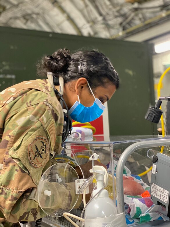 Allfemale CCATT saves life of infant > Air Education and