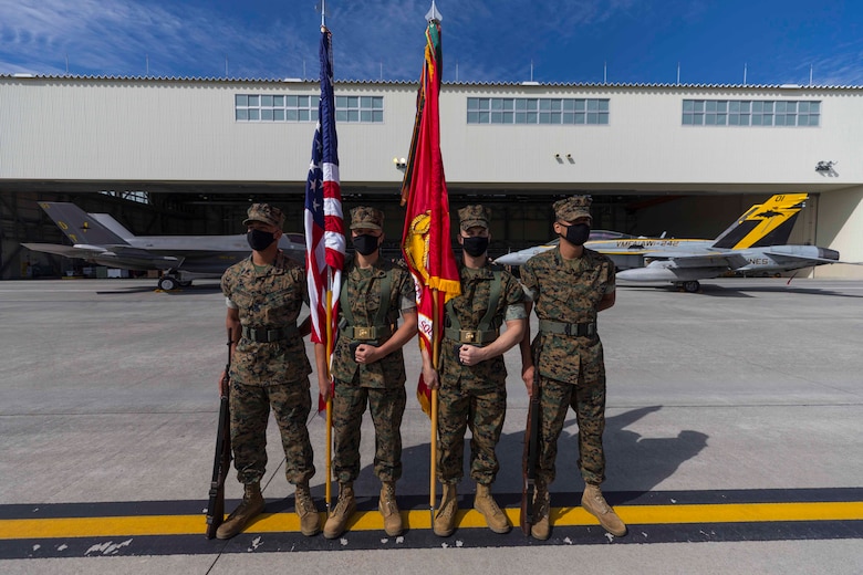 ２０２０年１０月１６日、米海兵隊岩国航空基地で第２４２海兵戦闘飛行隊が正式に設立されました。この飛行隊は日米同盟と自由で開かれたインド太平洋域を支援するために設立されました。
