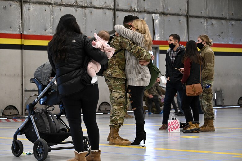 A photo of the 421st Fighter Squadron returning to Hill AFB following a deployment.