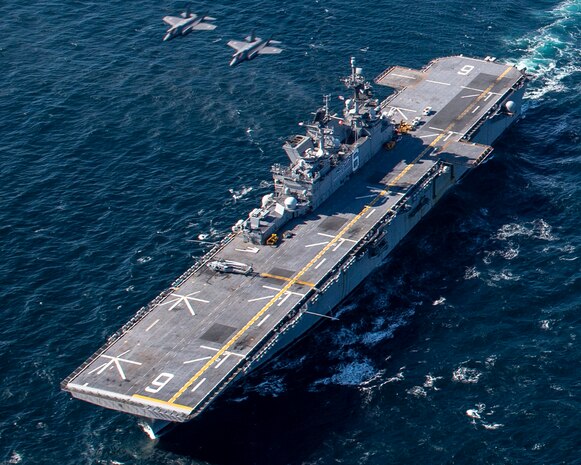 USS America conducts integrated operations with Japanese F-35s