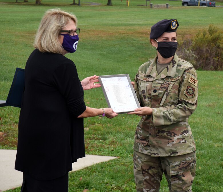 Family Advocacy Provides Comfort Care Kits For Jbmdl Youth Joint Base Mcguire Dix Lakehurst News