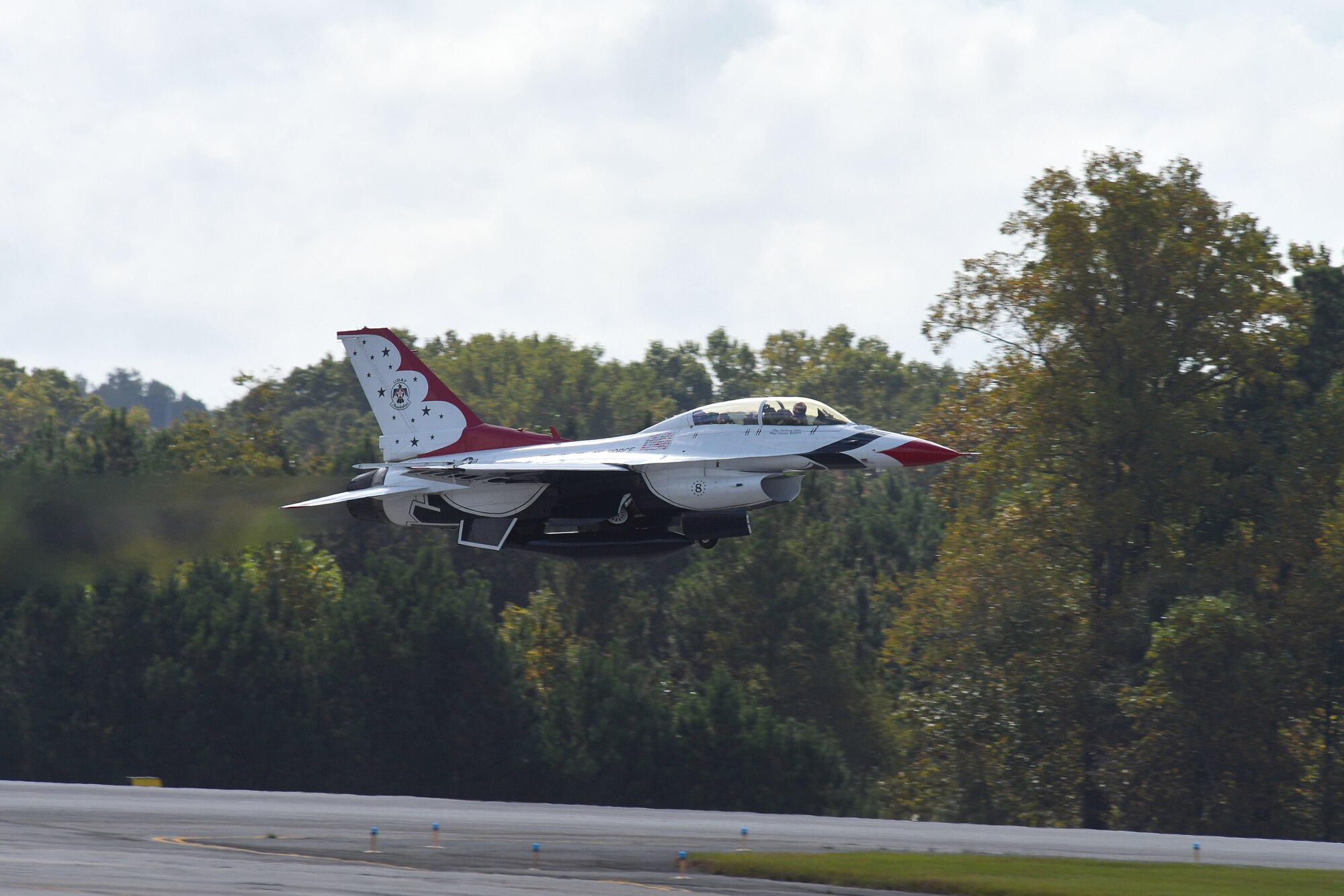 A U.S. Air Force Thunderbirds F-16 Fighting Falcon takes off at Dobbins Air Reserve Base, Ga., Oct. 23, 2020. FeFe Handy, founder and president of Page Turners Make Great Learners, flew with the Thunderbirds as a Hometown Hero, a program where exceptional community members are recognized and given the opportunity to fly with the Thunderbirds. (U.S. Air Force photo/Airman 1st Class Kendra Ransum)