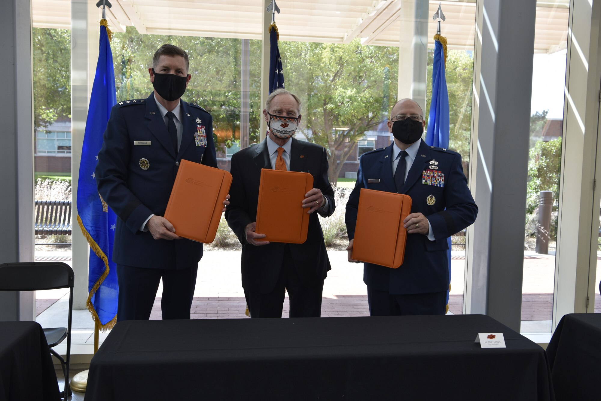 Photo of Lt. Gen. Gene Kirkland, Burns Hargis and Brig. Gen. Jeff King