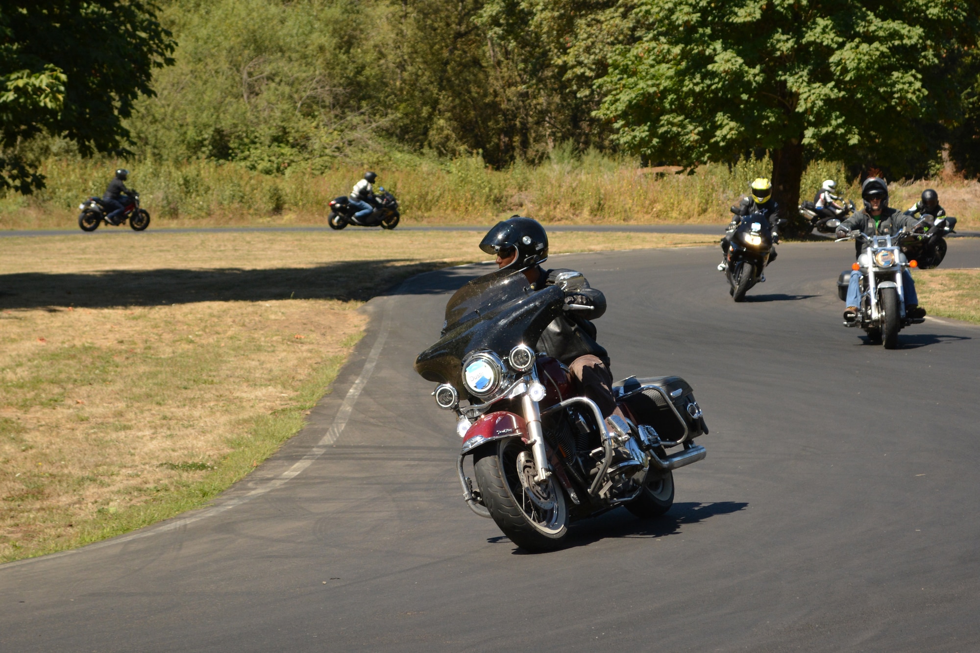 Oregon Air National Guardsmen from the 142nd Wing practice advanced motorcycle riding techniques in Portland, Ore., Aug. 24, 2020. Military riders are required to wear specific personal protective equipment and complete Air Force Safety Center approved training in order to prevent mishaps to preserve the team and mission. (Photo courtesy of Master Sgt. Ken West)