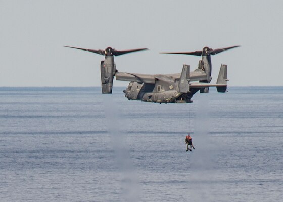 A U.S. Air Force CV-22 Osprey, attached to the 21st Special Operations Squadron operating out of Yokota Air Base, Japan, conducts a search-and-rescue exercise in conjunction with the Navy’s only forward-deployed aircraft carrier USS Ronald Reagan (CVN 76) during Keen Sword 21.