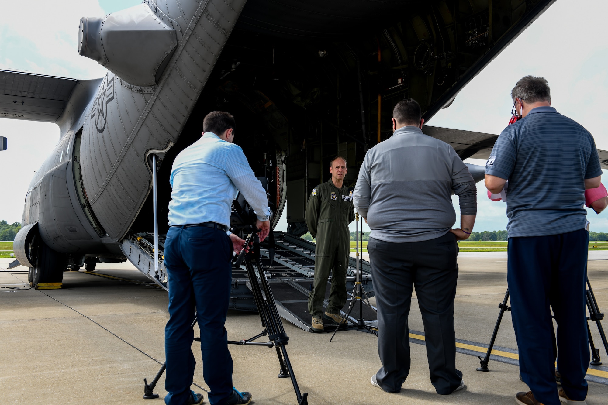 Reporters from WFMJ, WKBN, Tribune, Vindicator and Pittsburgh Post Gazette interview Col. Joe Janik, the commander of the 910th Airlift Wing, Sept. 2, 2020, behind a C-130H Hercules aircraft on Youngstown Air Reserve Station’s flightline. The media event was held to help spread awareness of Pittsburgh Air Reserve Station’s C-17s utilizing Mahoning Valley airspace and Youngstown-Warren Regional Airport’s runways for flight training.